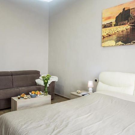 Parthenope Suite Rooms Наполи Екстериор снимка