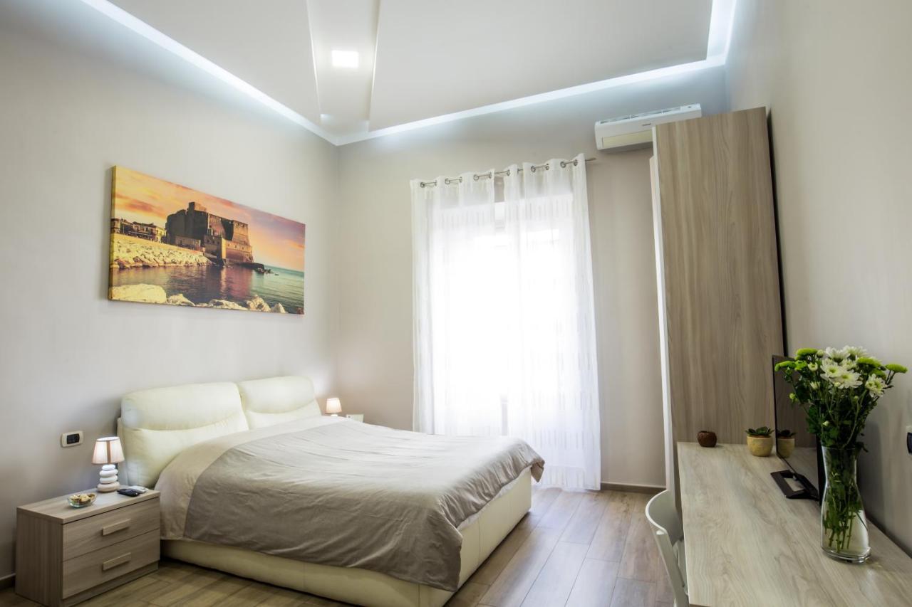 Parthenope Suite Rooms Наполи Екстериор снимка
