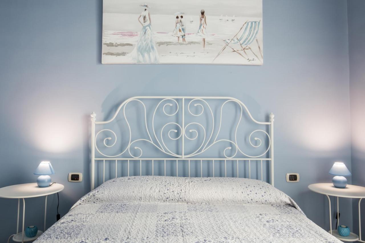 Parthenope Suite Rooms Наполи Екстериор снимка